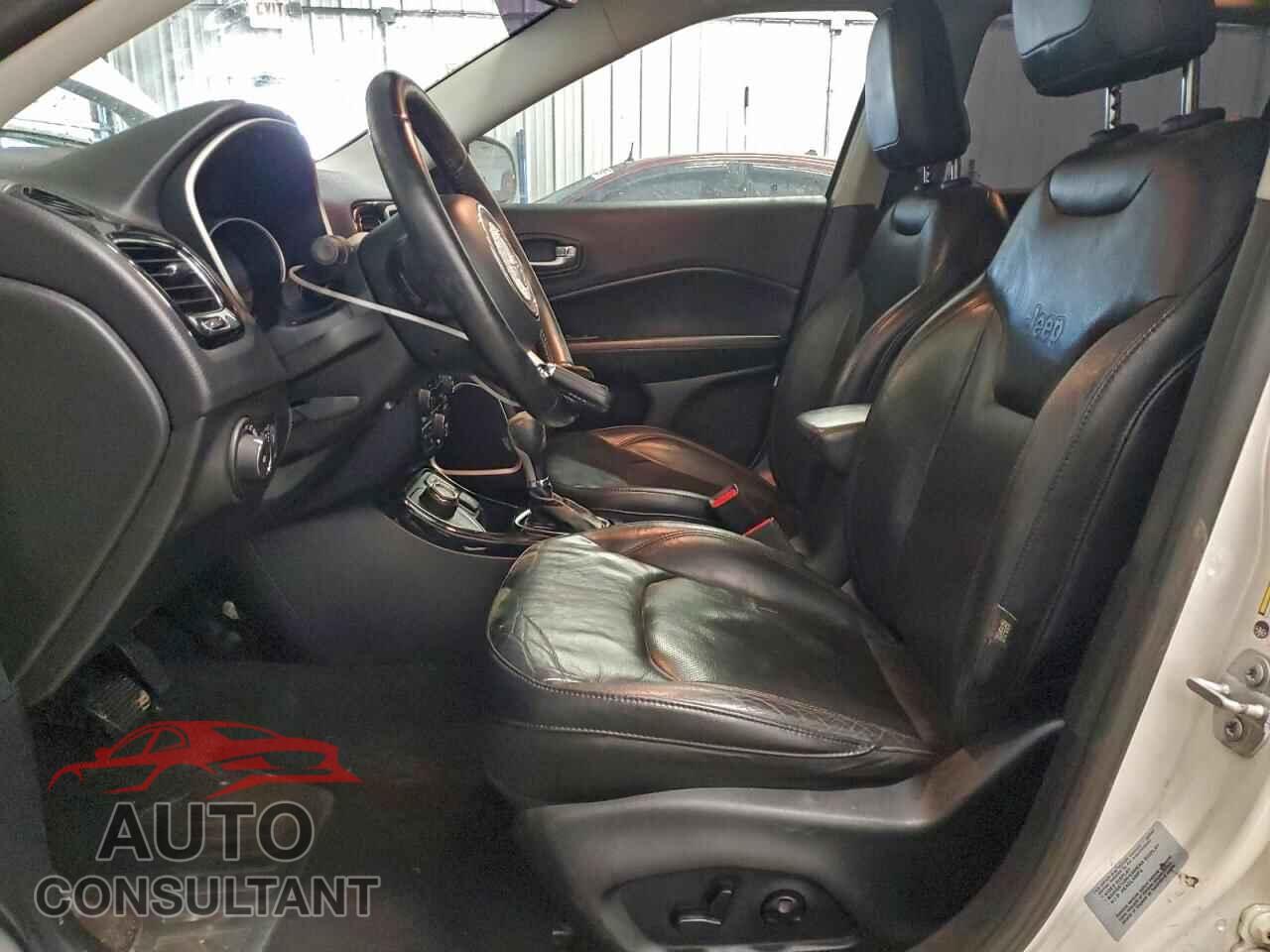 JEEP COMPASS 2017 - 3C4NJDCB8HT628801