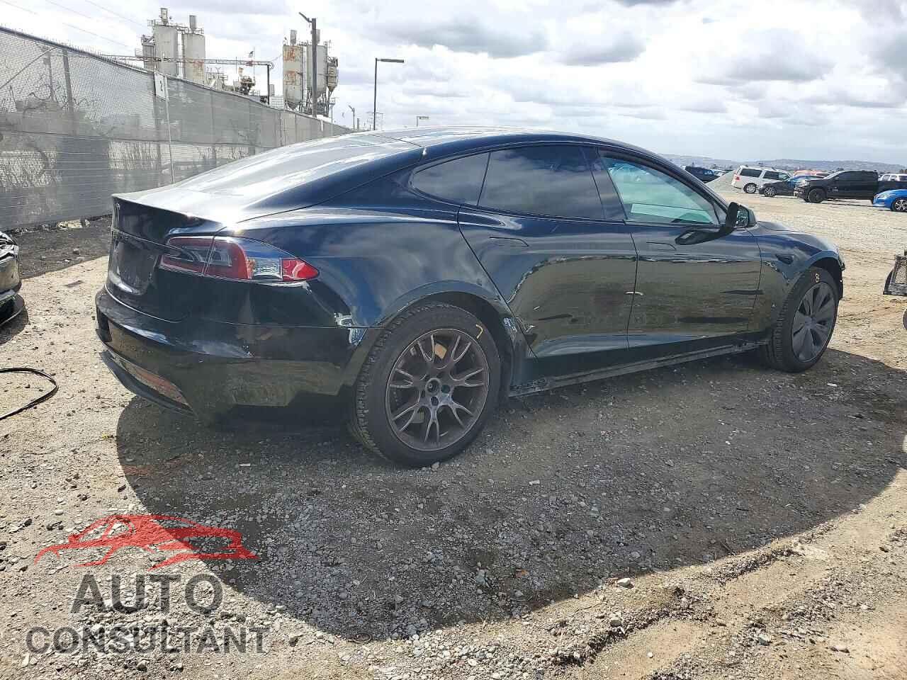 TESLA MODEL S 2021 - 5YJSA1E58MF439812