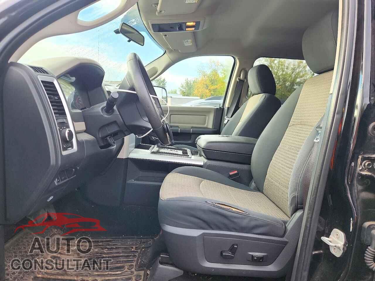 DODGE RAM 1500 2012 - 1C6RD7LTXCS273733