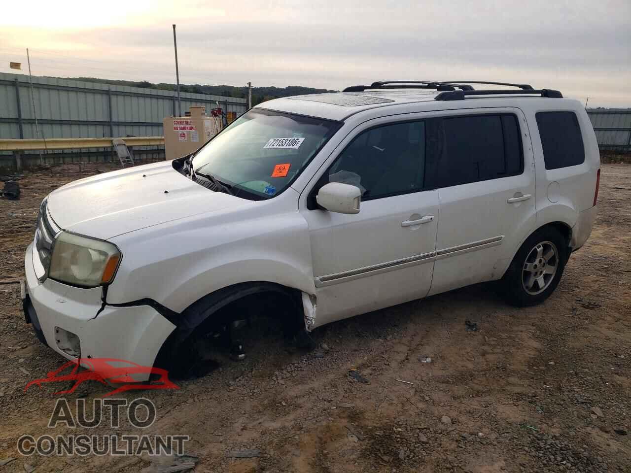 HONDA PILOT 2011 - 5FNYF4H92BB005877