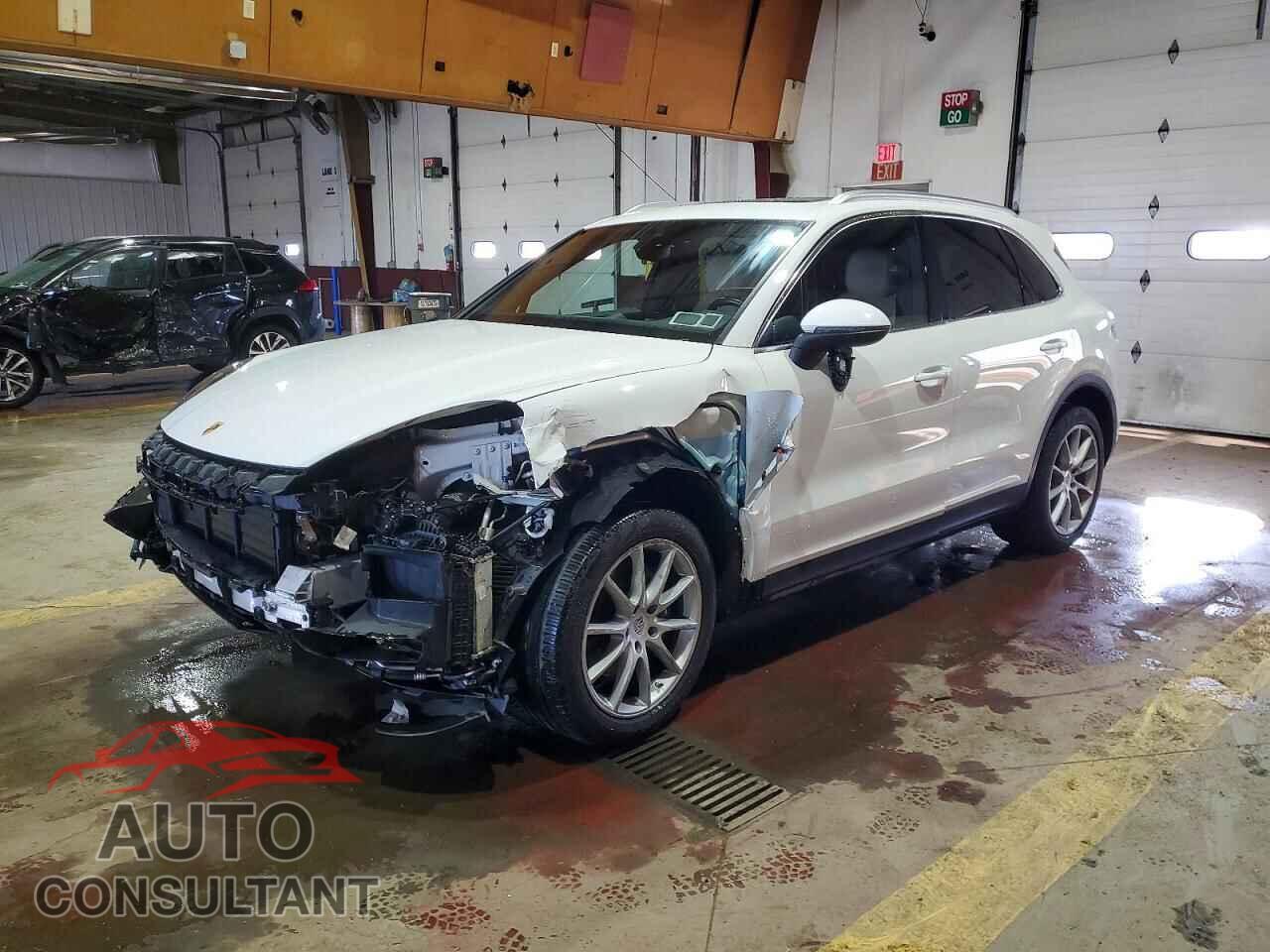 PORSCHE CAYENNE 2019 - WP1AA2AY4KDA18903
