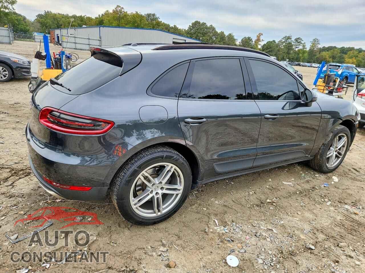 PORSCHE MACAN 2017 - WP1AA2A55HLB01096