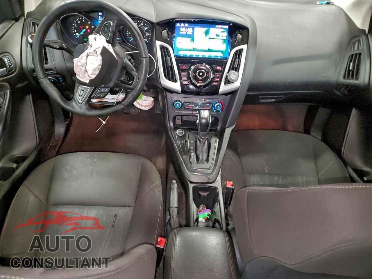 FORD FOCUS 2015 - 1FADP3F23FL363798