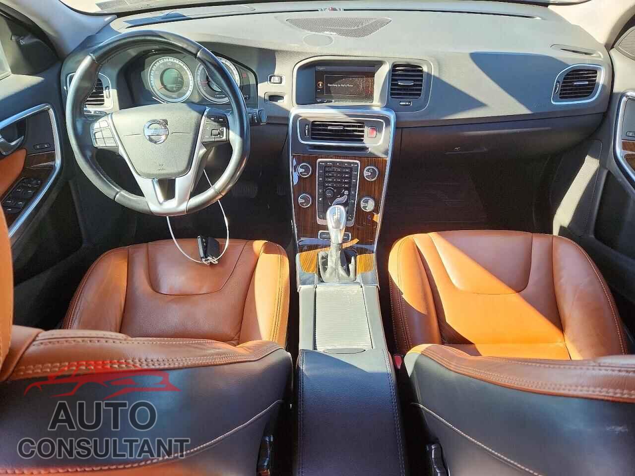 VOLVO S60 2013 - YV1902FHXD2178681