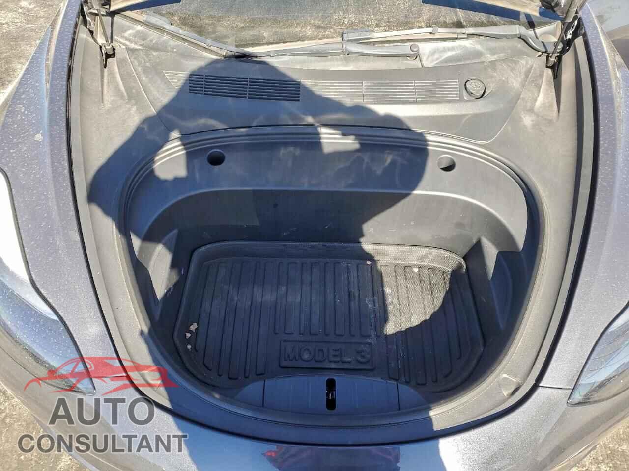 TESLA MODEL 3 2023 - 5YJ3E1EA9PF404772