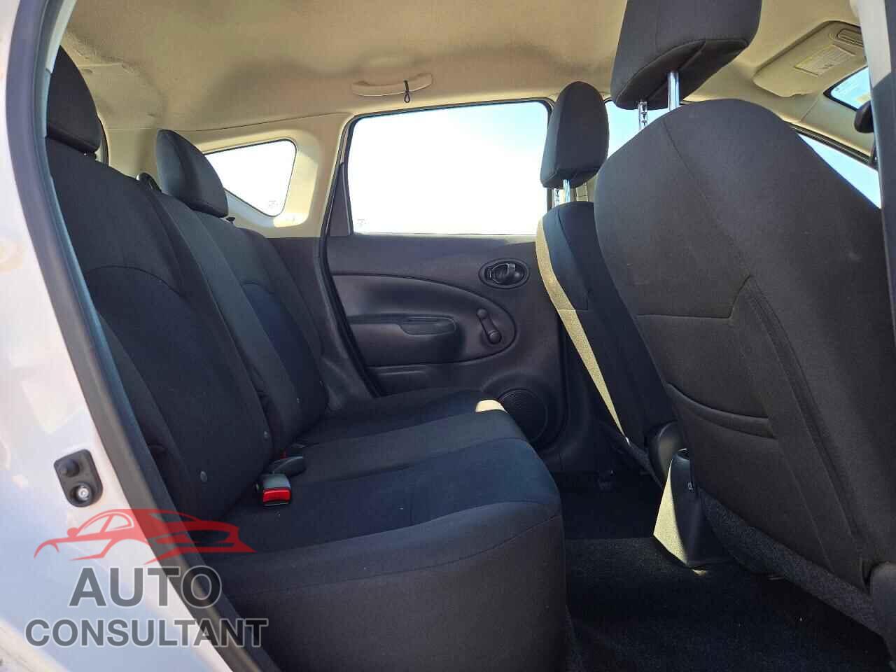 NISSAN VERSA 2016 - 3N1CE2CP0GL351851