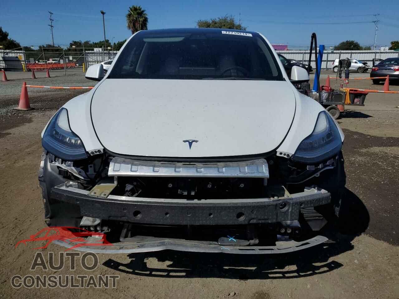 TESLA MODEL Y 2021 - 5YJYGDEE8MF249079
