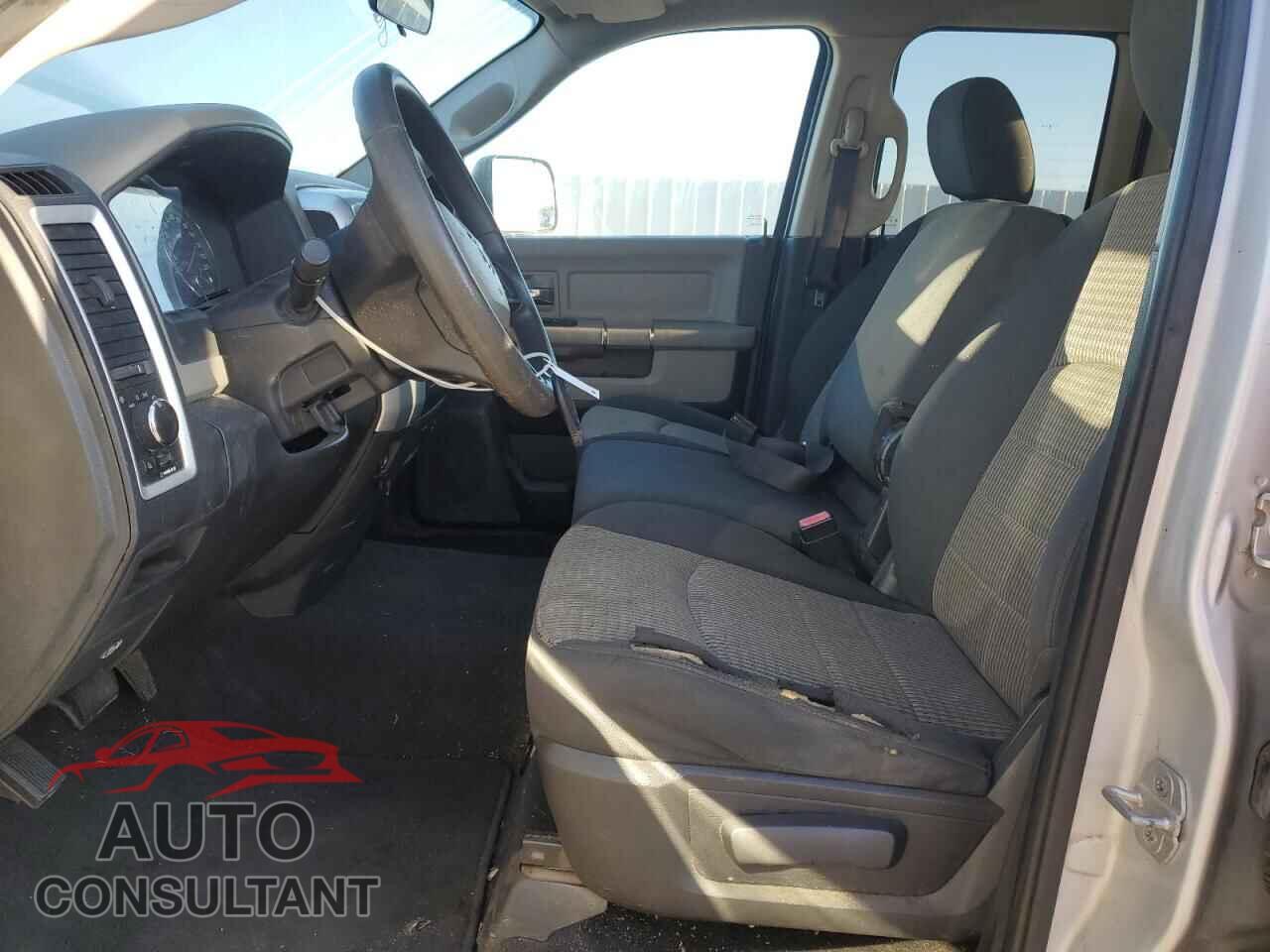 DODGE RAM 1500 2012 - 1C6RD7GP3CS136565