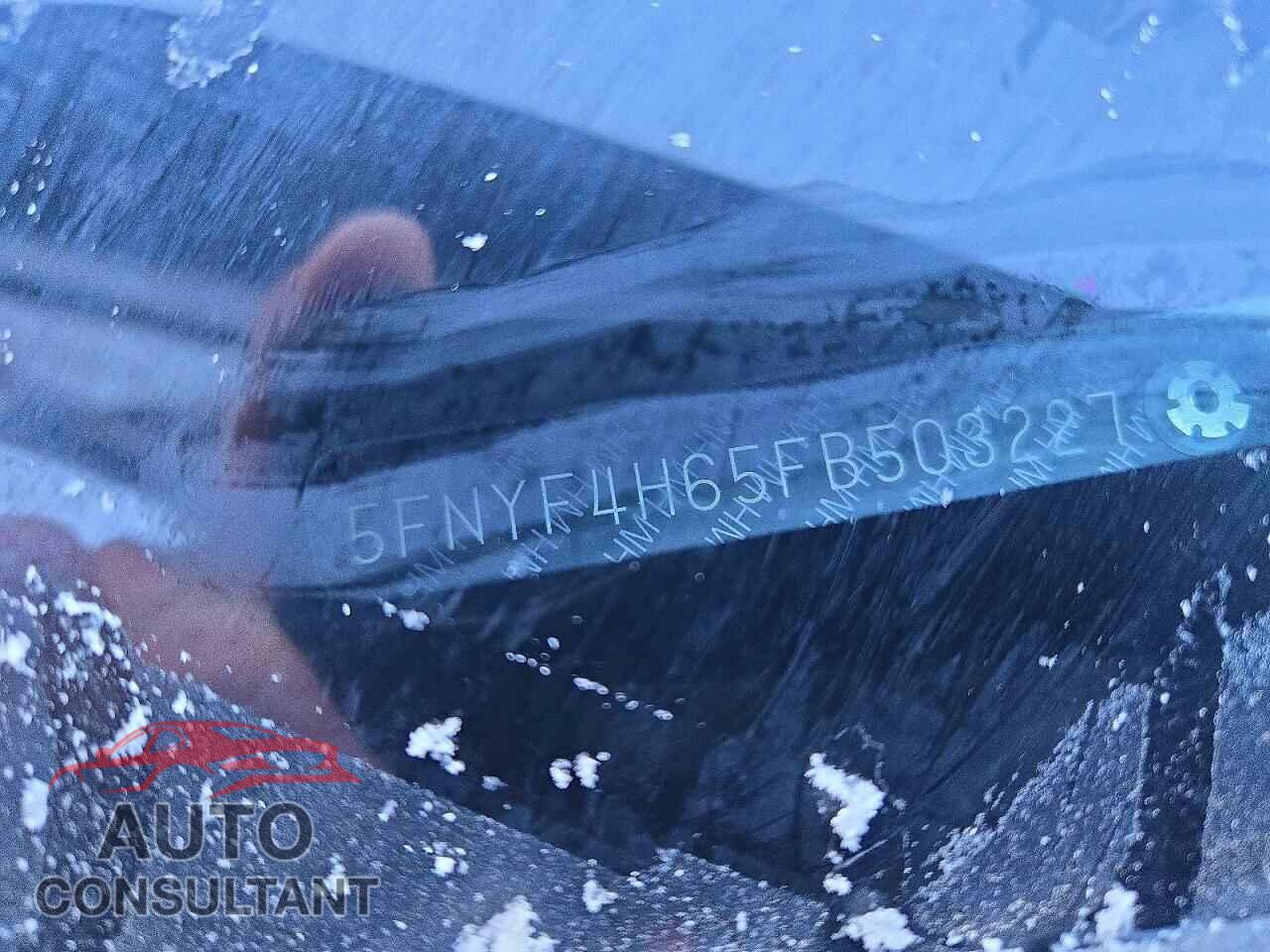 HONDA PILOT 2015 - 5FNYF4H65FB503227