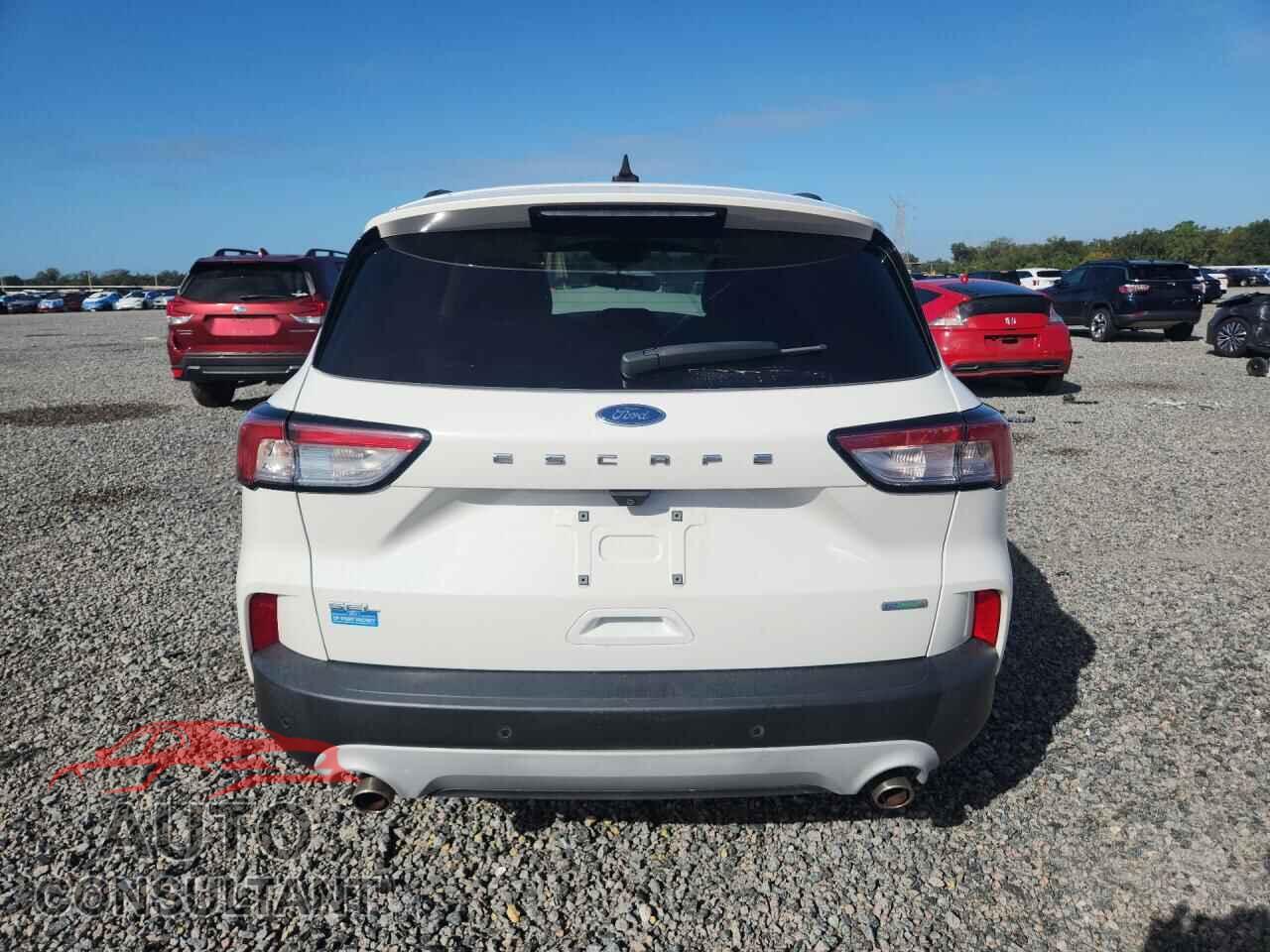FORD ESCAPE 2020 - 1FMCU0H68LUA24310