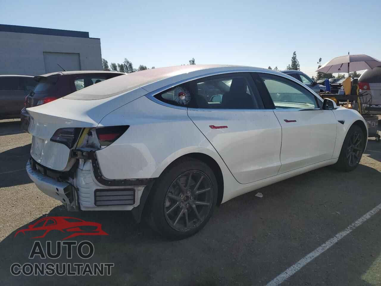 TESLA MODEL 3 2018 - 5YJ3E1EA7JF003177