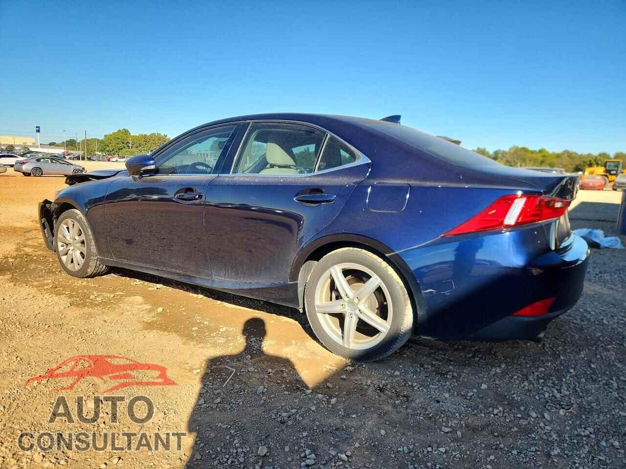 LEXUS IS 2014 - JTHCF1D21E5011885