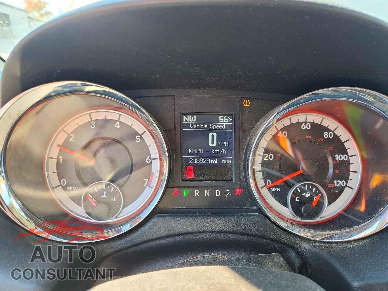 DODGE CARAVAN 2011 - 2D4RN5DG8BR763859
