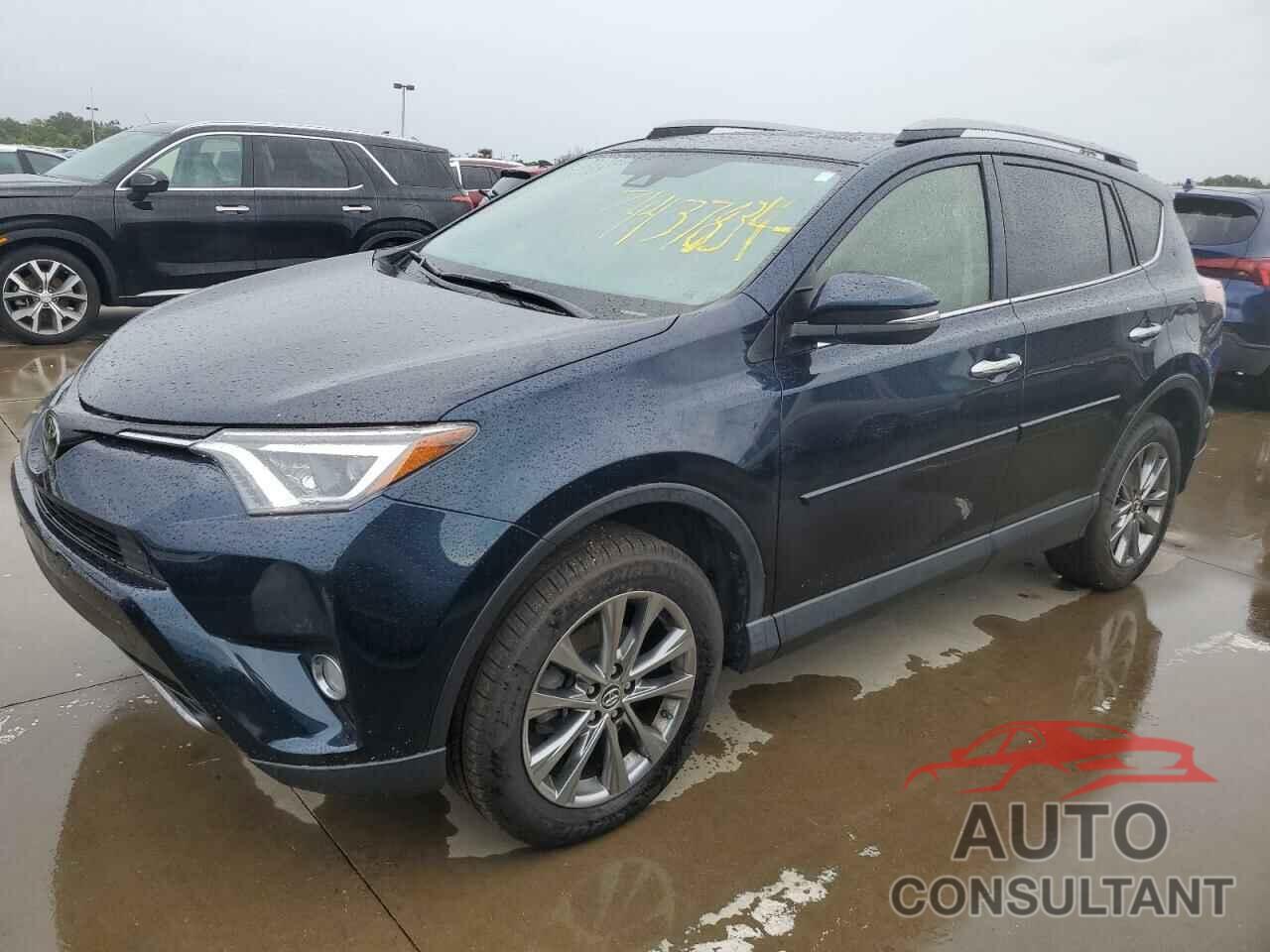 TOYOTA RAV4 2018 - JTMYFREV4JJ200546