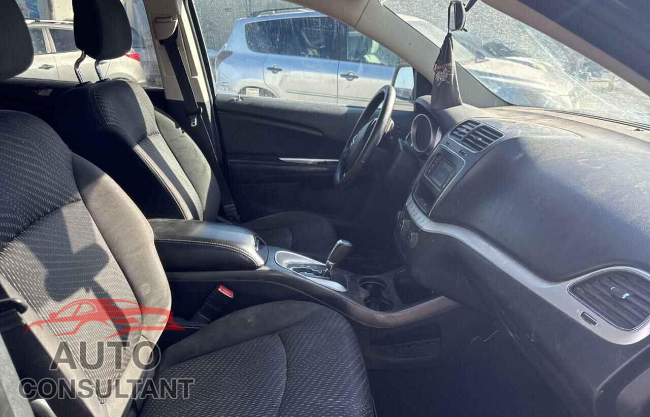 DODGE JOURNEY 2017 - 3C4PDCBG6HT537310