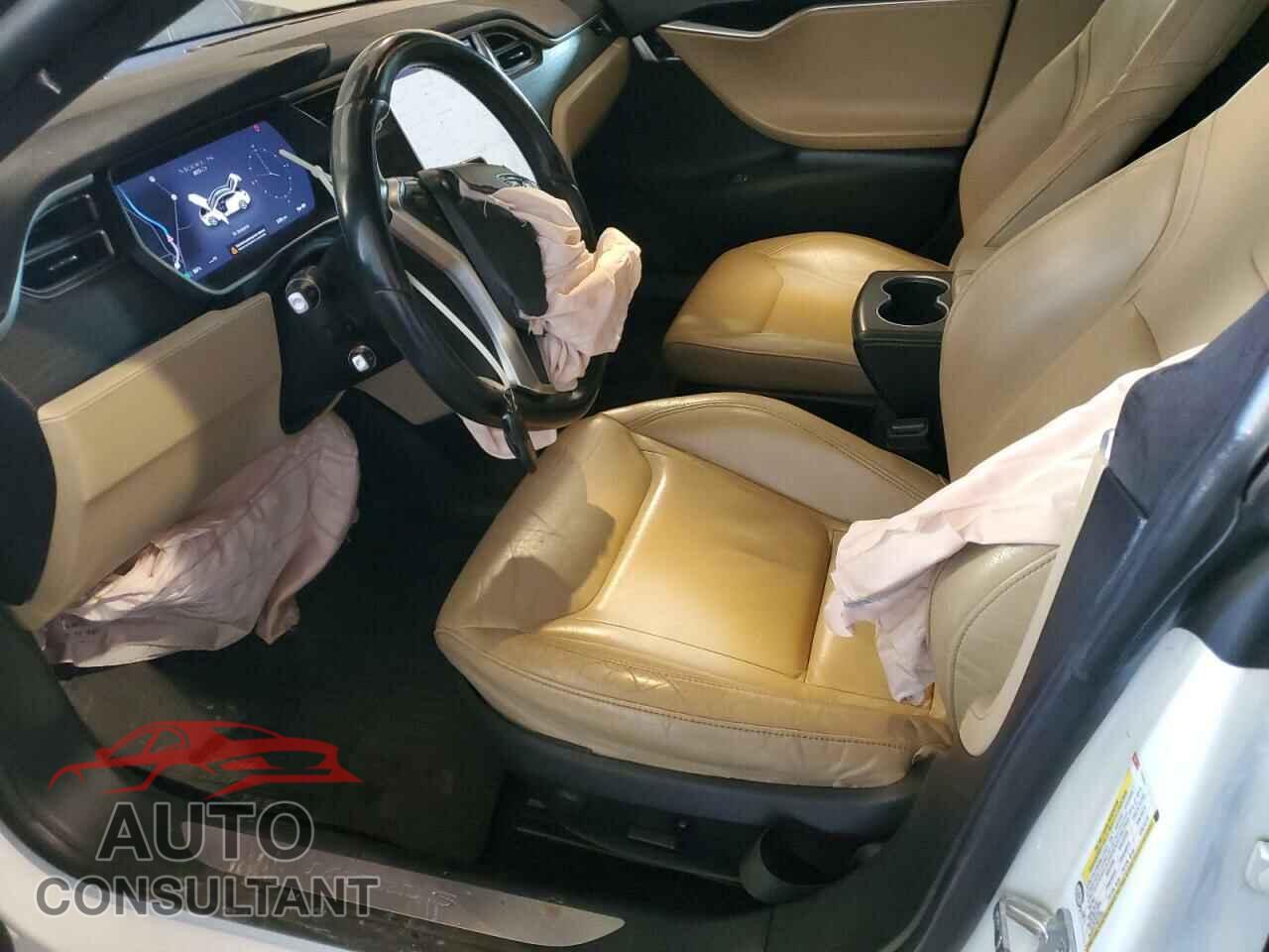 TESLA MODEL S 2015 - 5YJSA1E22FF116333