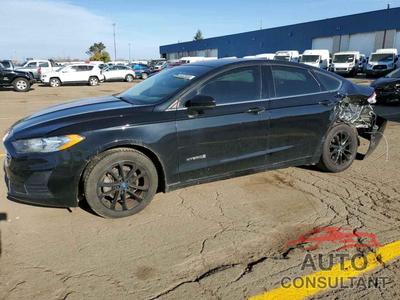 FORD FUSION 2019 - 3FA6P0LU5KR131681