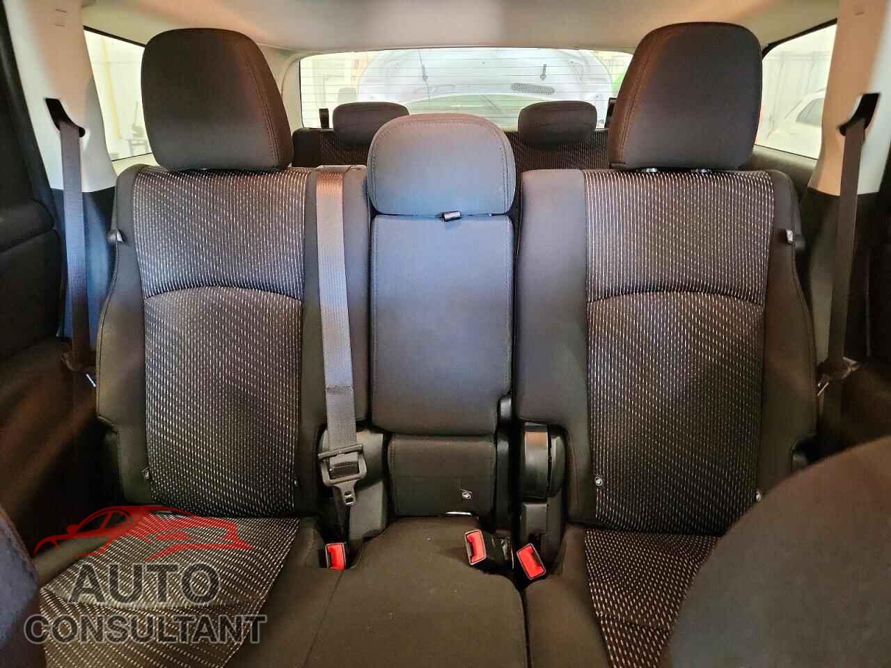 DODGE JOURNEY 2020 - 3C4PDCAB8LT270590