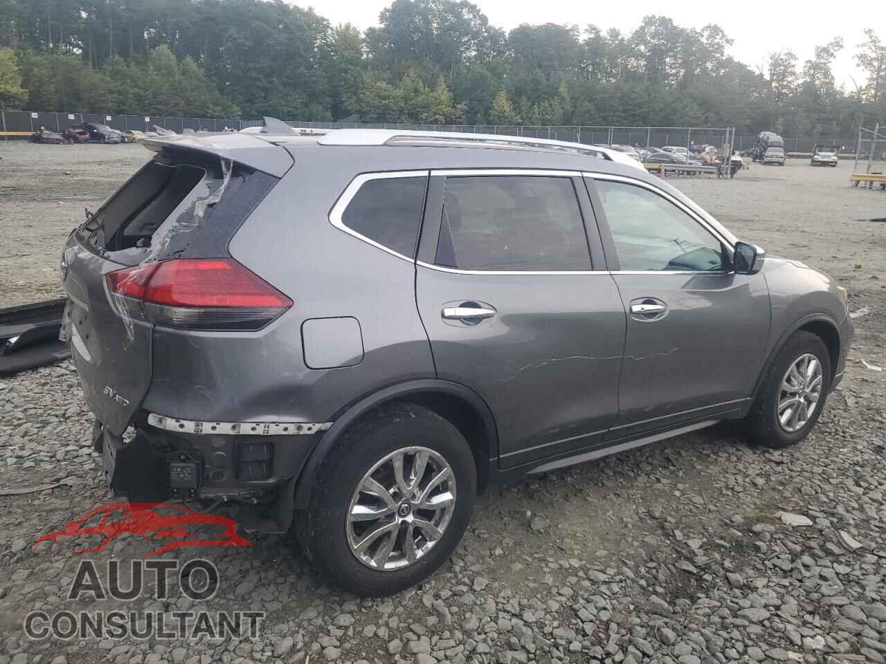 NISSAN ROGUE 2017 - KNMAT2MV5HP582984