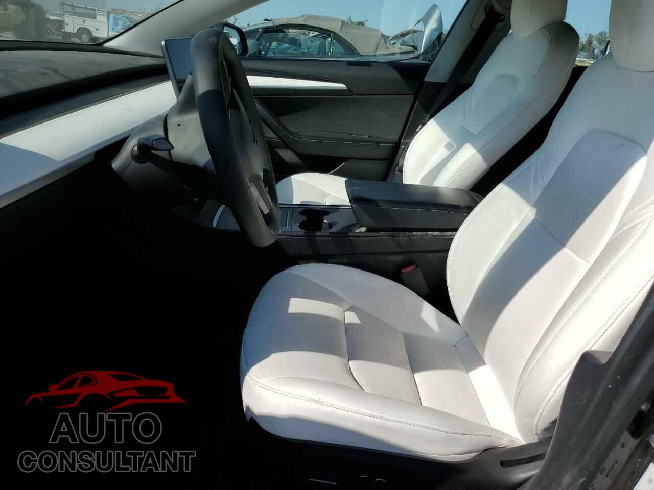 TESLA MODEL 3 2021 - 5YJ3E1EB9MF010192