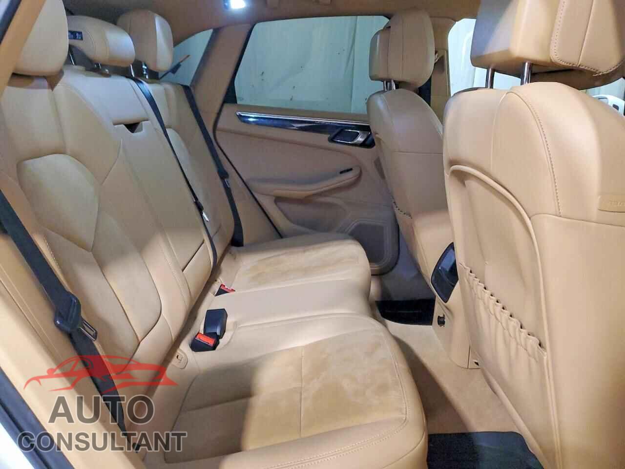 PORSCHE MACAN 2015 - WP1AB2A59FLB55396