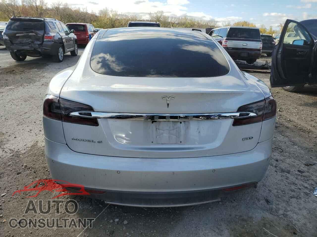 TESLA MODEL S 2015 - 5YJSA1H2XFFP73196