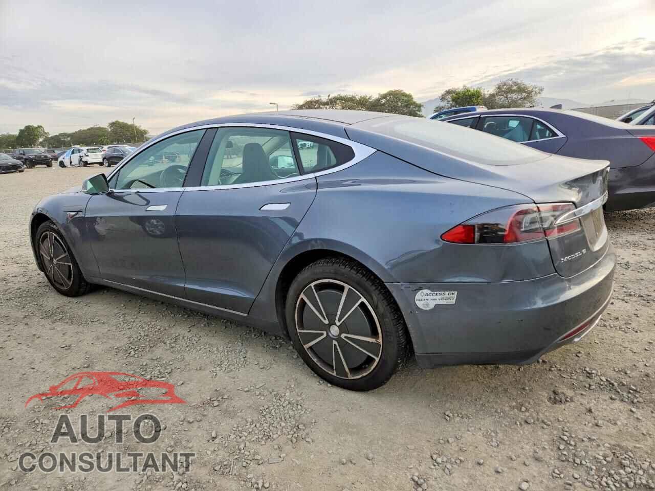 TESLA MODEL S 2013 - 5YJSA1CPXDFP21888