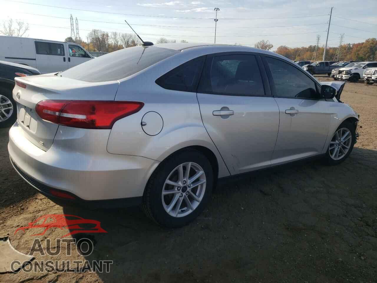 FORD FOCUS 2017 - 1FADP3F24HL265348