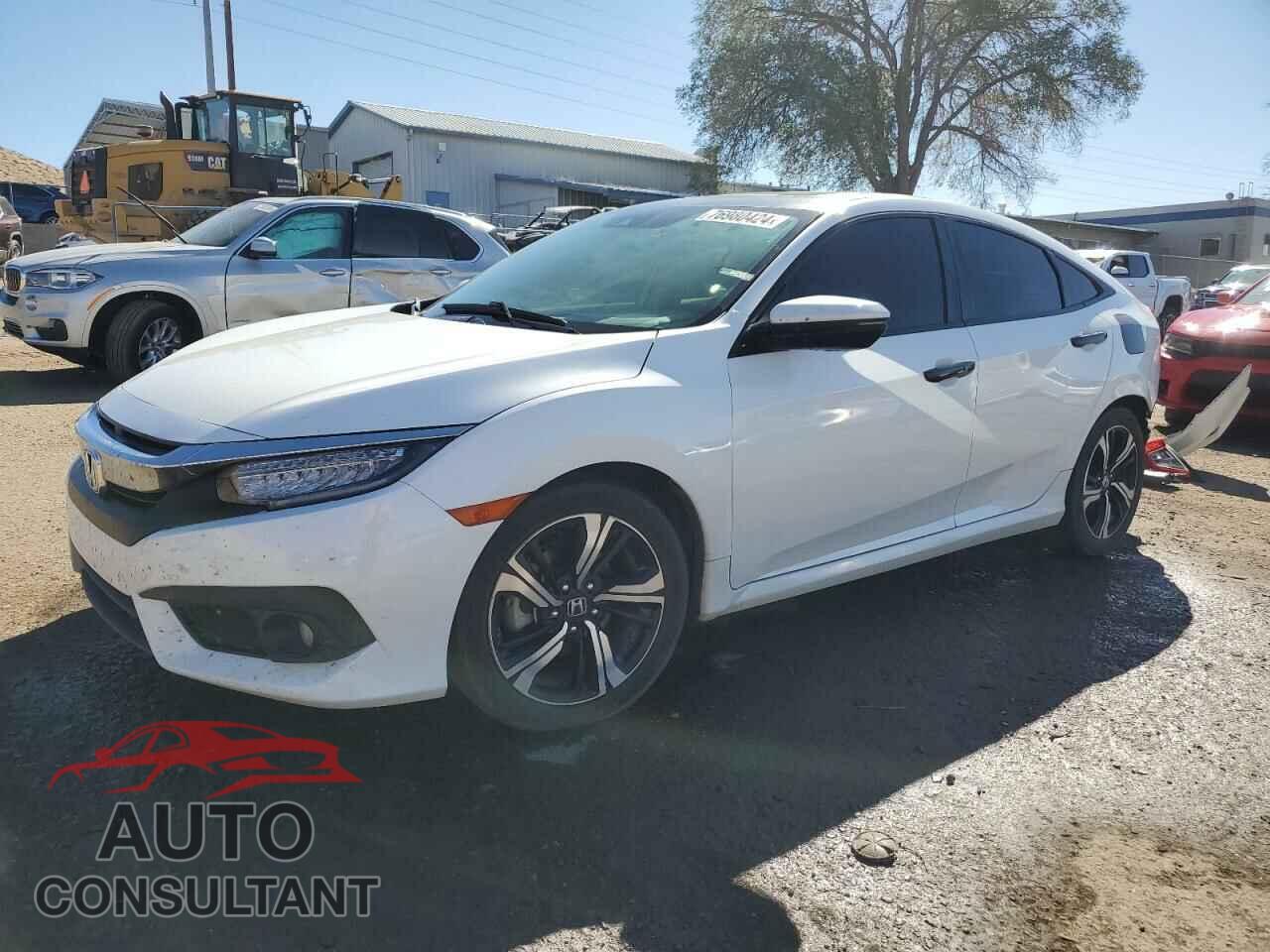 HONDA CIVIC 2018 - JHMFC1F94JX037170