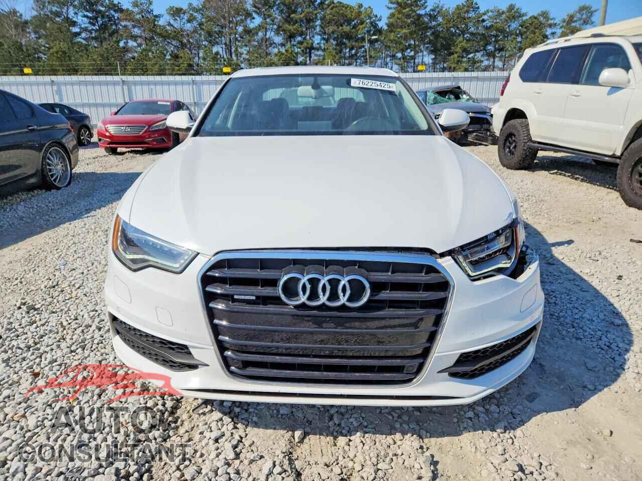 AUDI A6 2012 - WAUBGAFC7CN005258