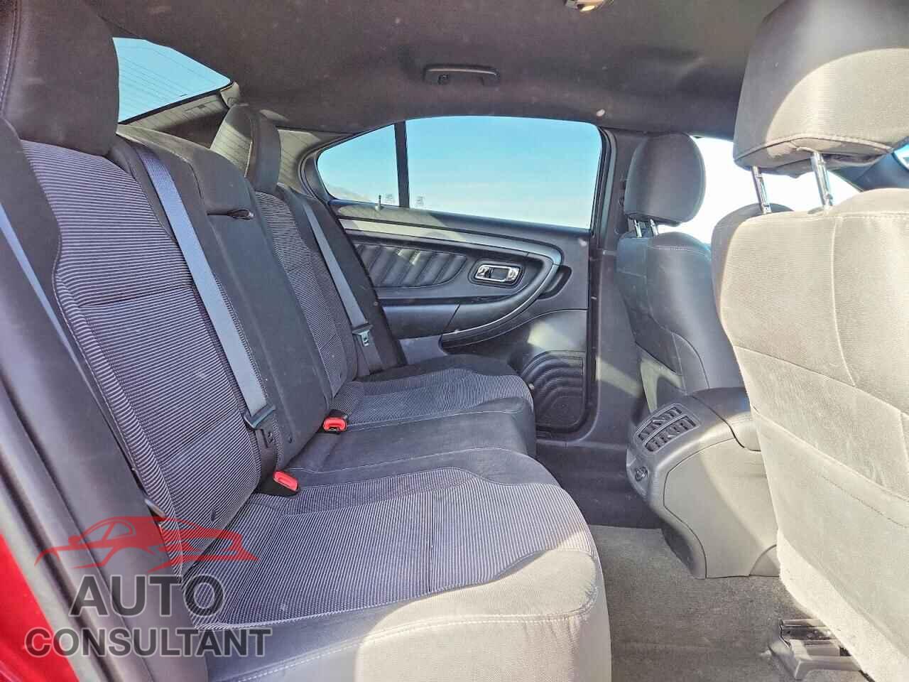 FORD TAURUS 2015 - 1FAHP2H89FG165944