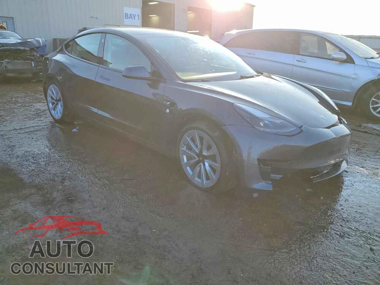 TESLA MODEL 3 2021 - 5YJ3E1EB4MF906772