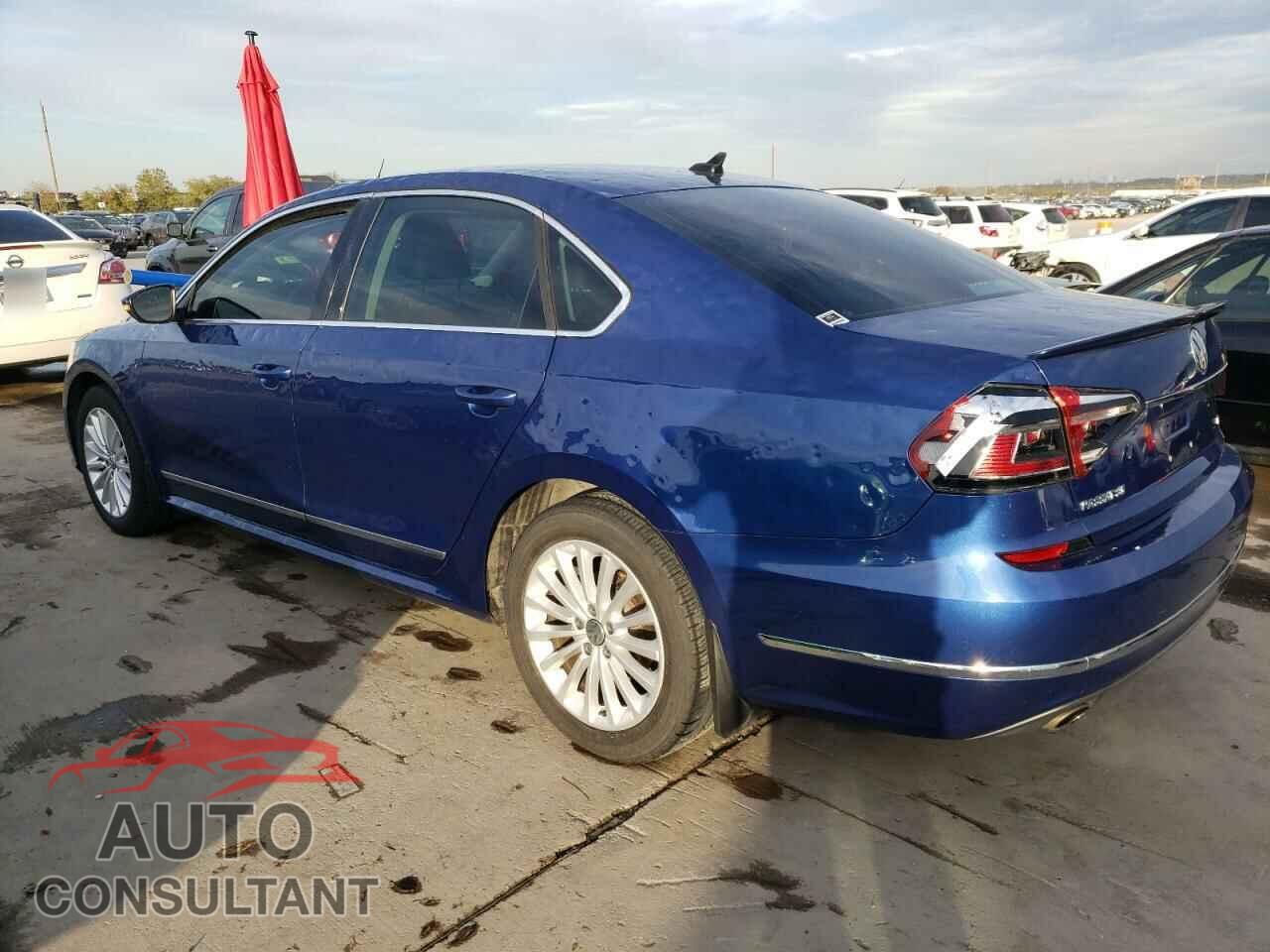 VOLKSWAGEN PASSAT 2017 - 1VWBT7A39HC007716
