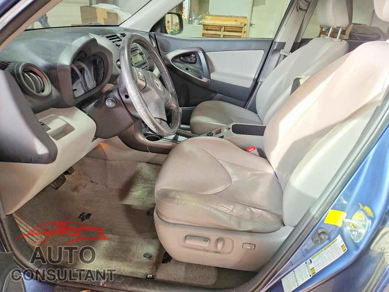 TOYOTA RAV4 2012 - 2T3DF4DV9CW220184