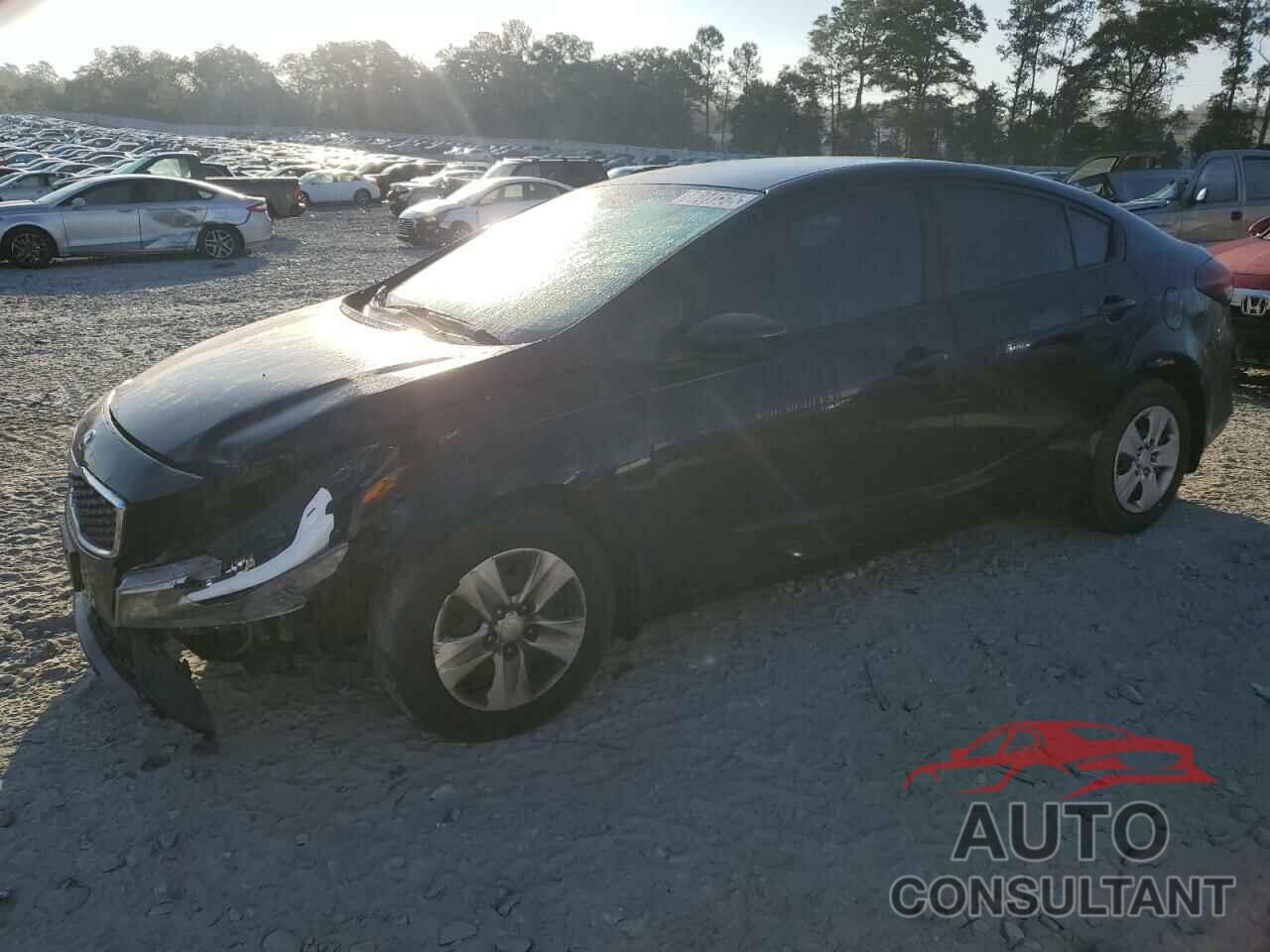 KIA FORTE 2018 - 3KPFK4A74JE229216