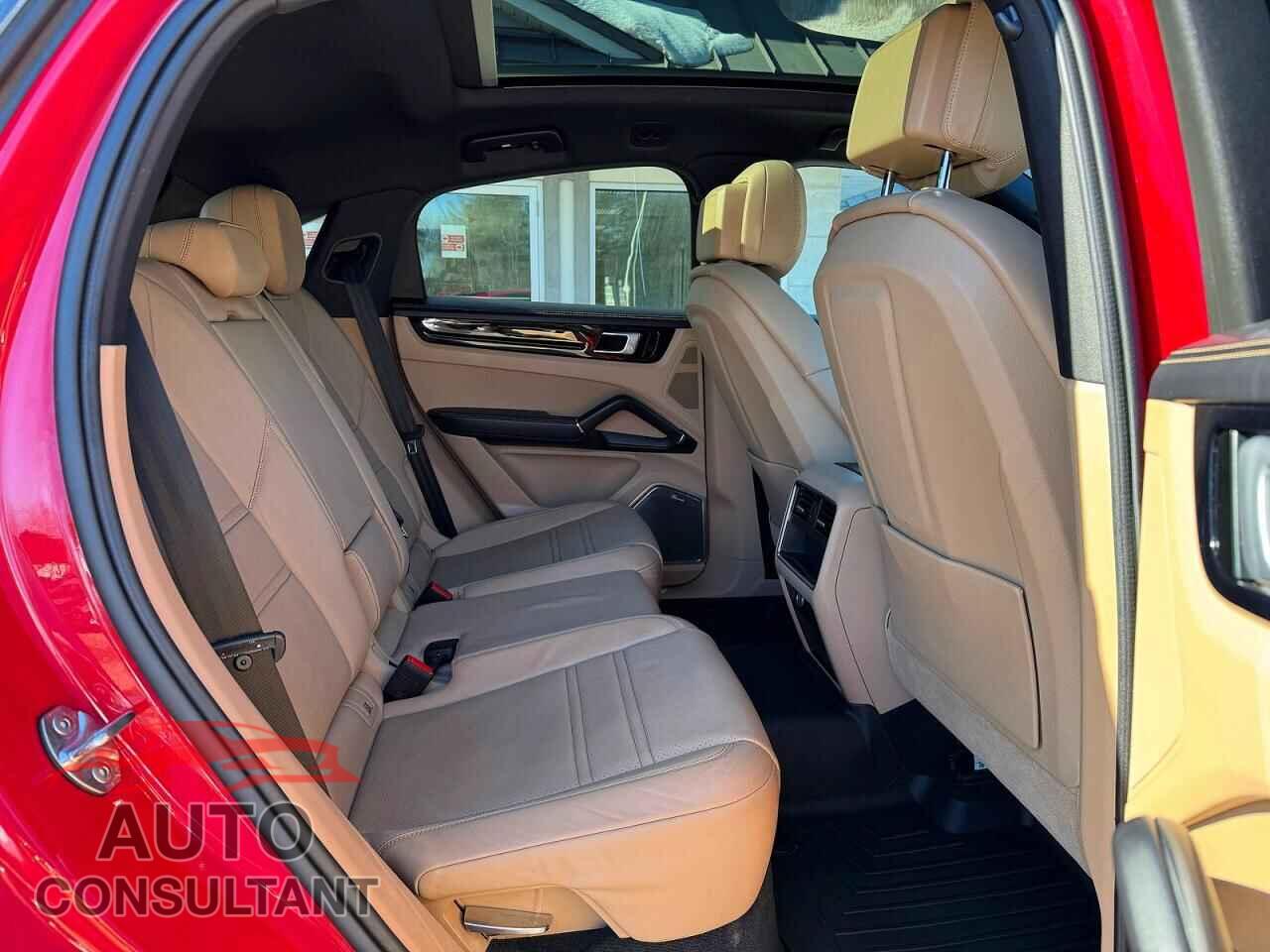 PORSCHE CAYENNE 2021 - WP1BA2AYXMDA40749