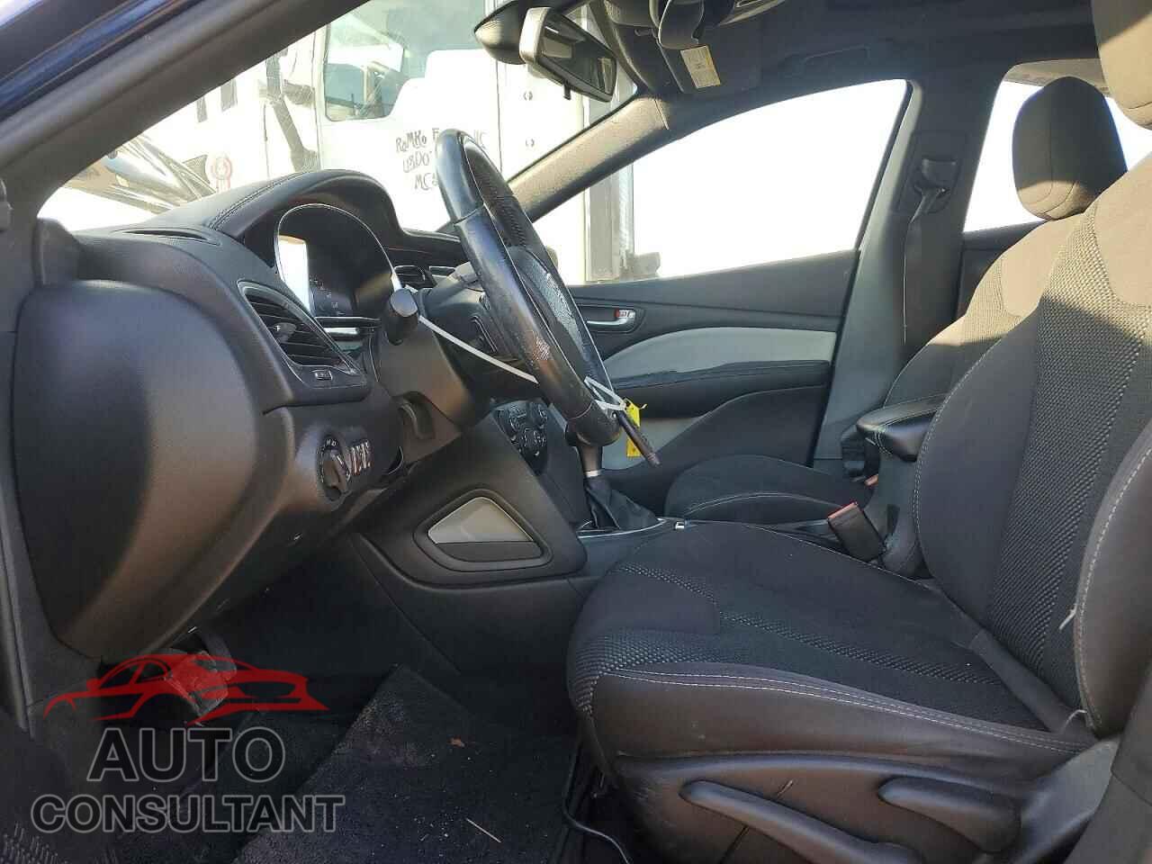 DODGE DART 2015 - 1C3CDFBB0FD118977