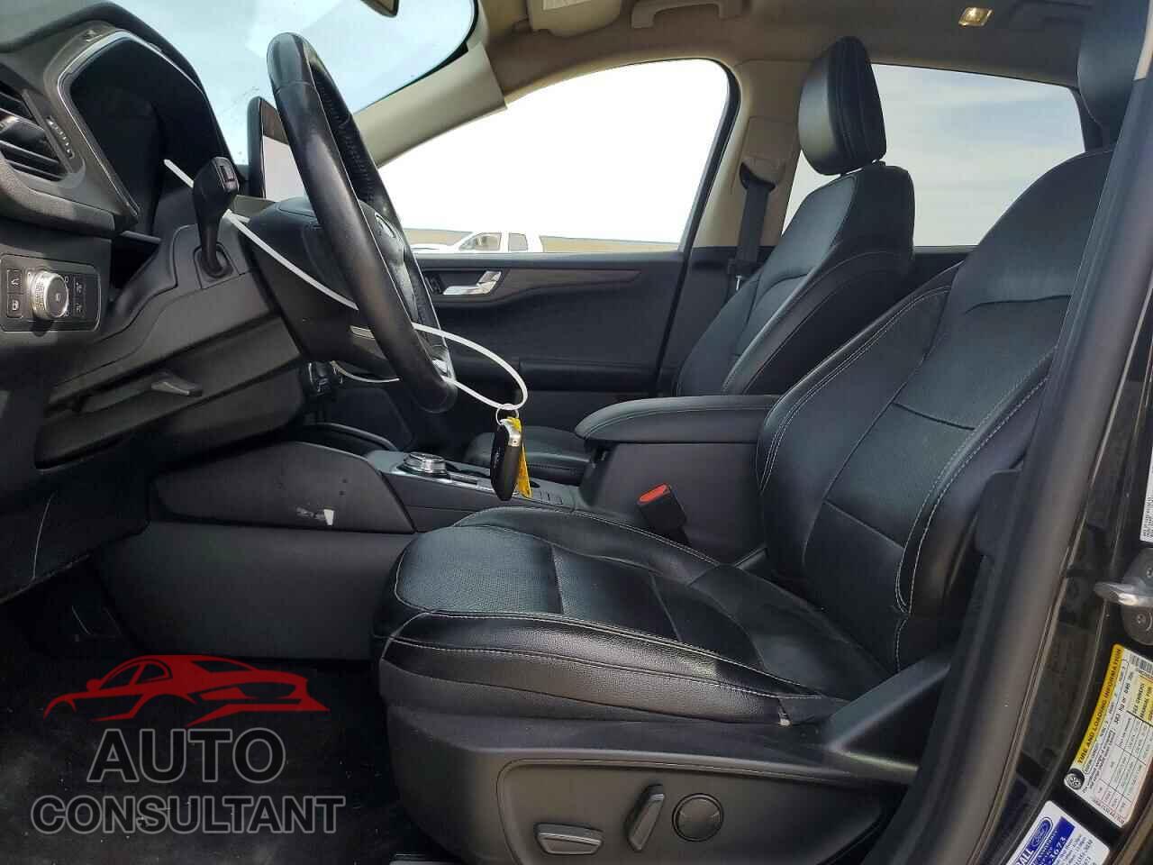 FORD ESCAPE 2020 - 1FMCU0DZ8LUA75340