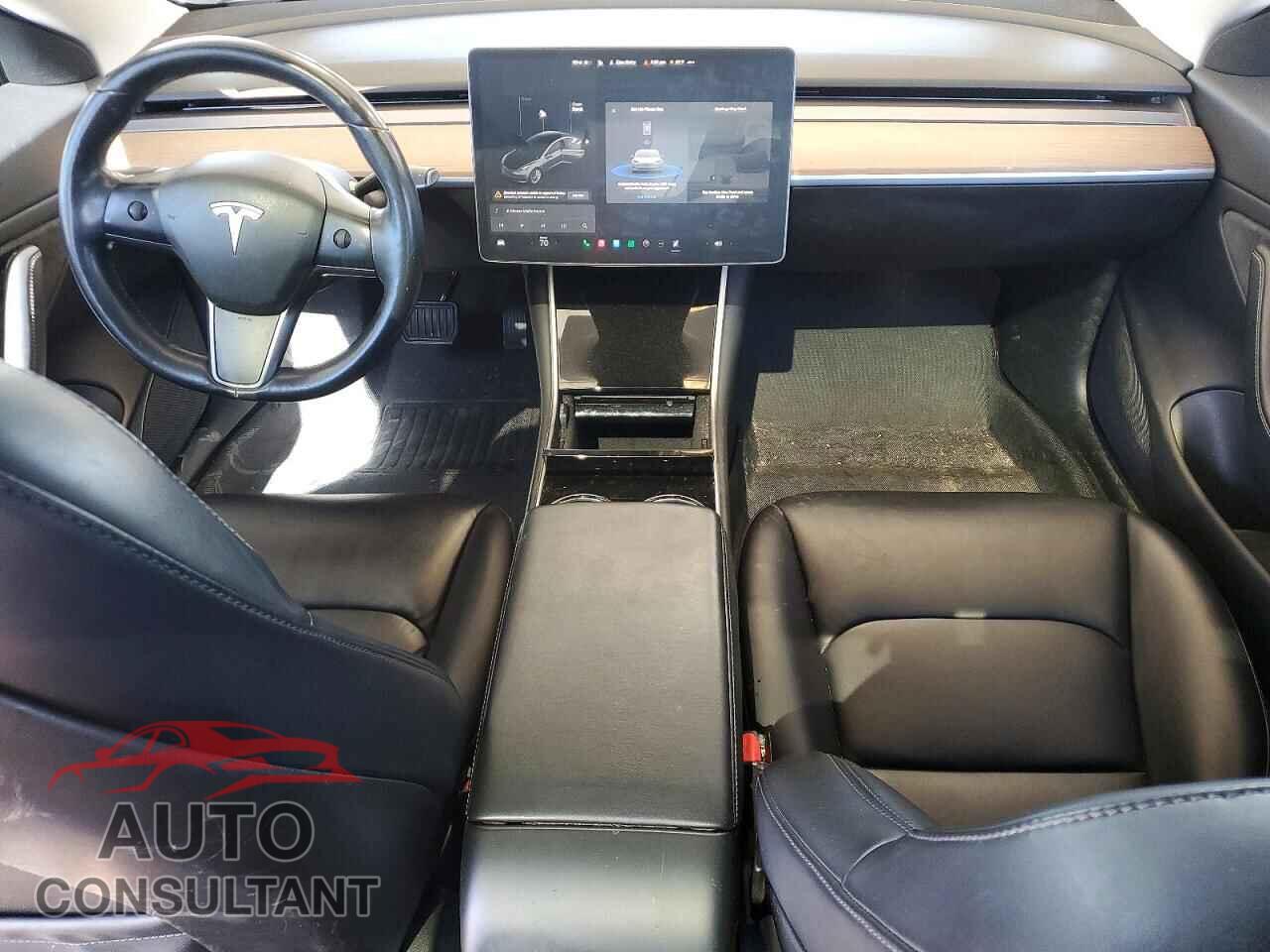 TESLA MODEL 3 2018 - 5YJ3E1EA2JF023563
