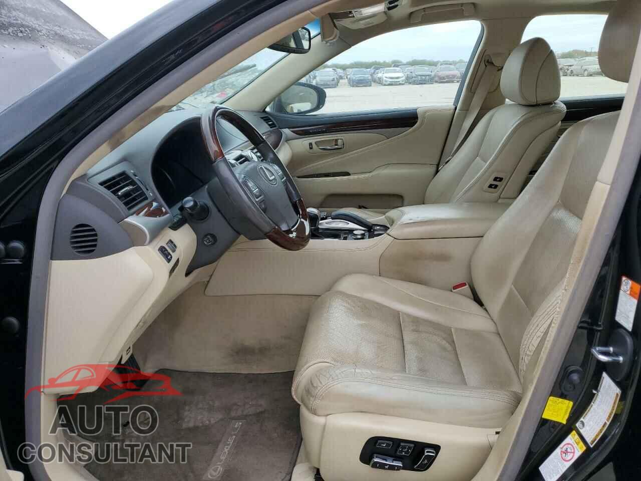 LEXUS LS460 2017 - JTHBL5EF5H5144439