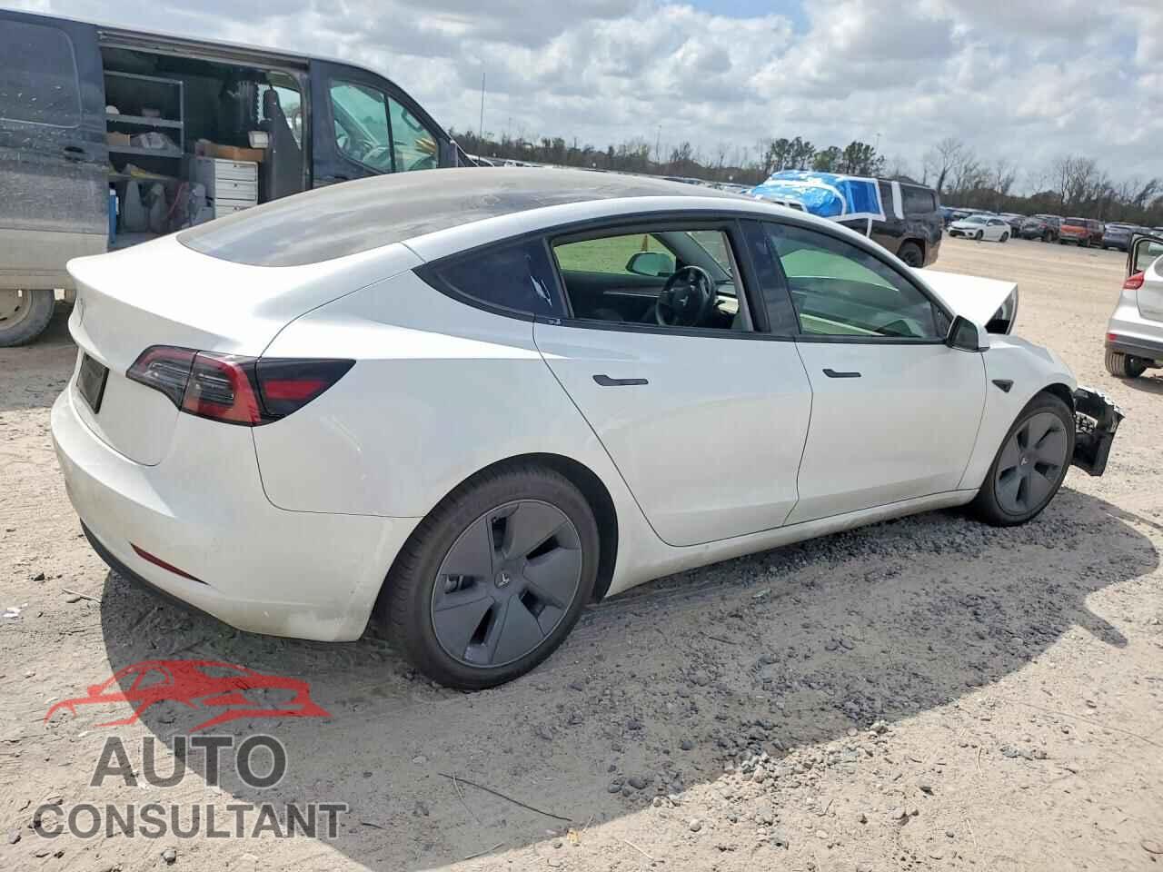 TESLA MODEL 3 2023 - 5YJ3E1EA3PF599882