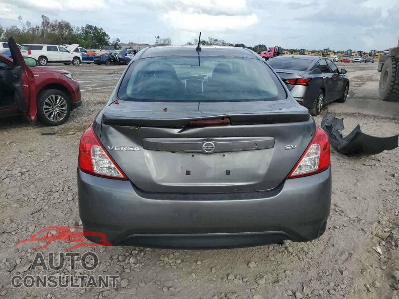 NISSAN VERSA 2019 - 3N1CN7AP2KL856427