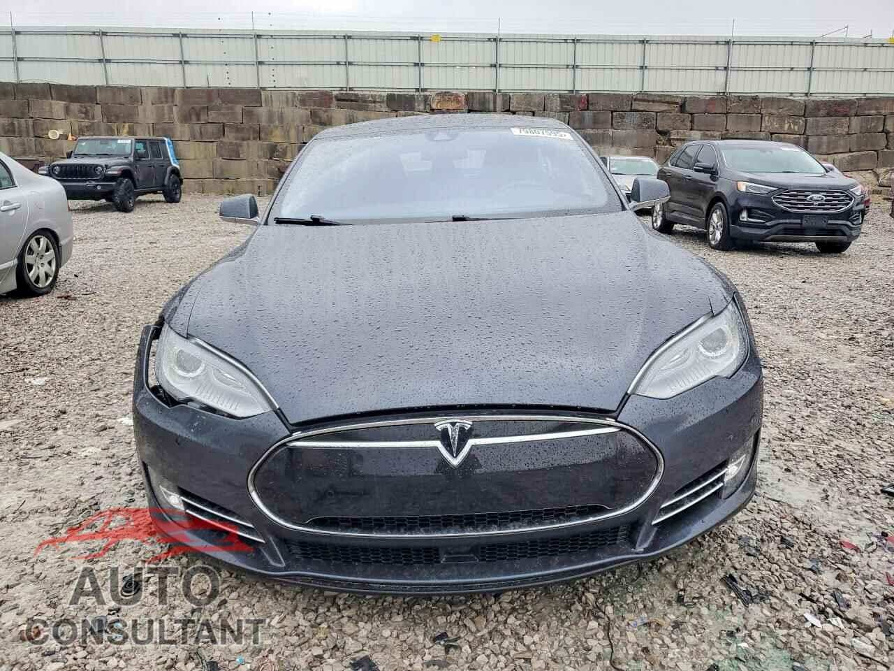 TESLA MODEL S 2015 - 5YJSA1H27FFP79165