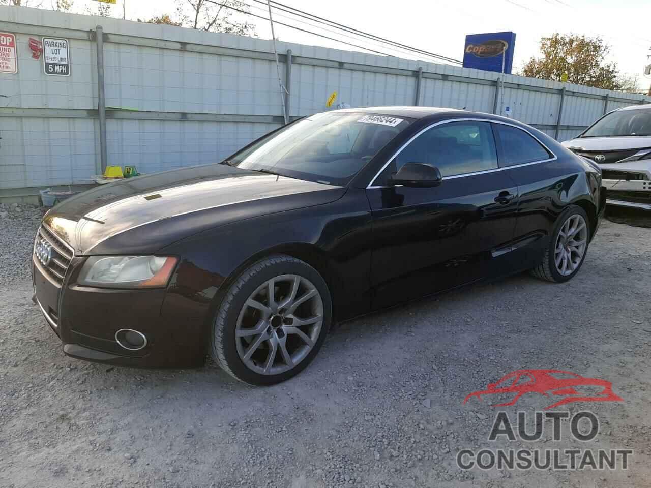 AUDI A5 2010 - WAUGFAFR1AA069930