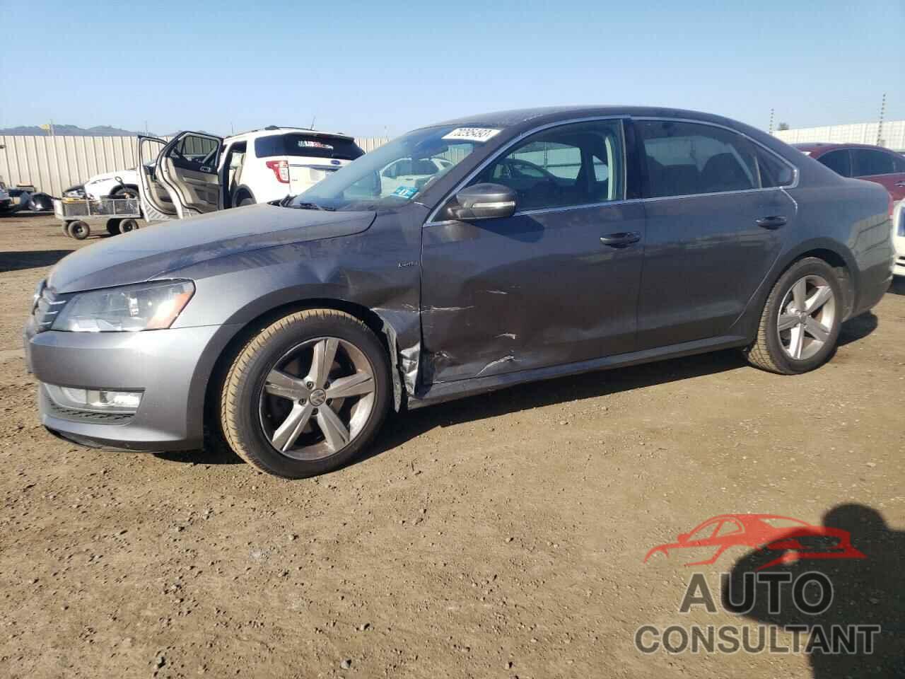 VOLKSWAGEN PASSAT 2015 - 1VWAT7A36FC122847
