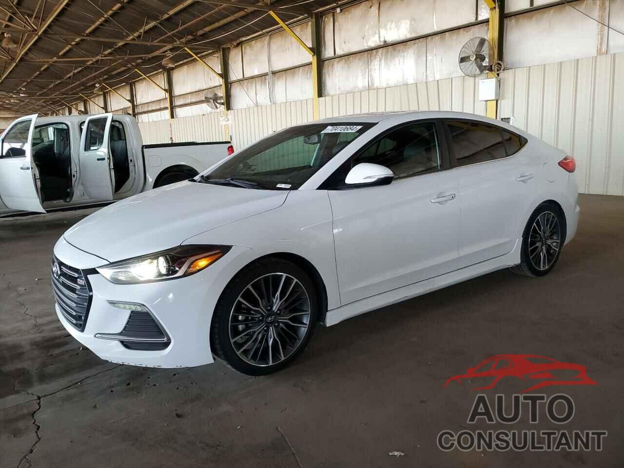 HYUNDAI ELANTRA 2017 - KMHD04LB3HU337302