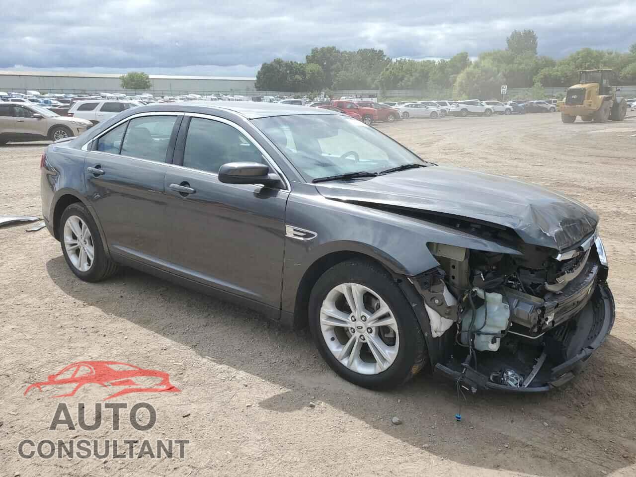FORD TAURUS 2017 - 1FAHP2E84HG110602