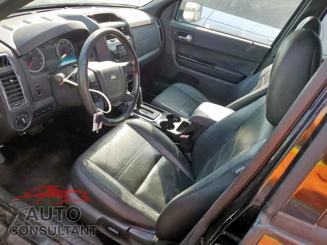 FORD ESCAPE 2010 - 1FMCU0EG4AKB52002