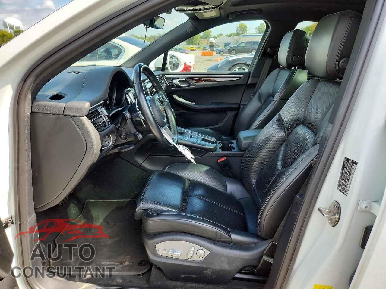 PORSCHE MACAN 2021 - WP1AA2A53MLB11975
