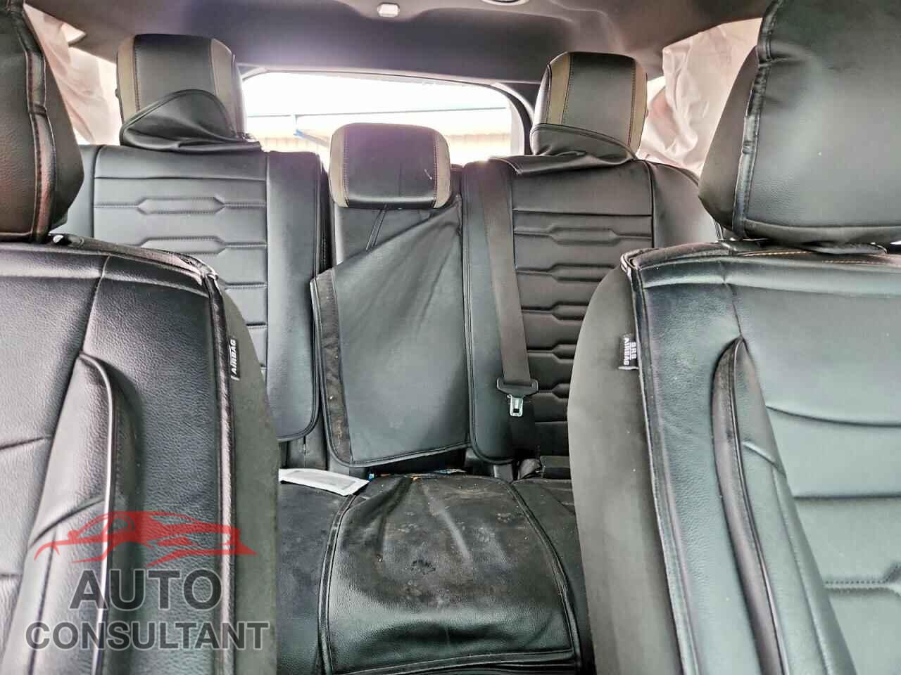 FORD EXPLORER 2017 - 1FM5K7D82HGC60942